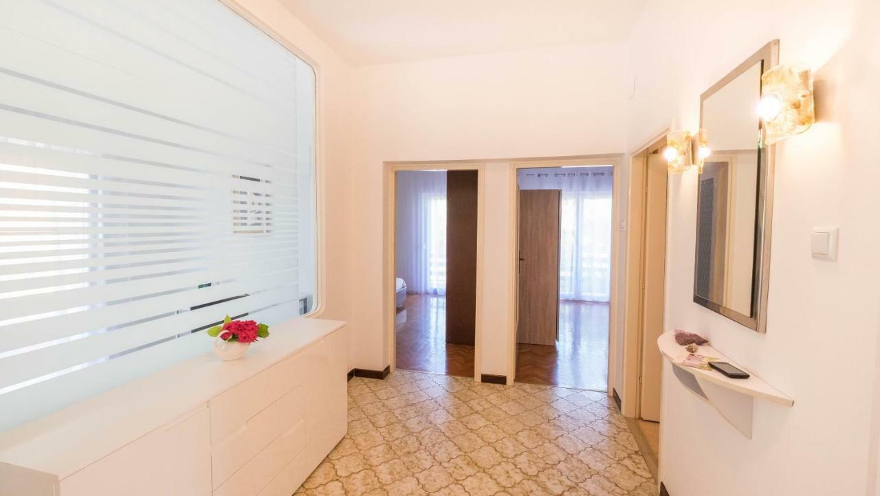 Apartment Ema Medulin Exterior foto